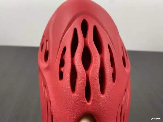 CW3355 Adidas Red Foam Yeezy 0505